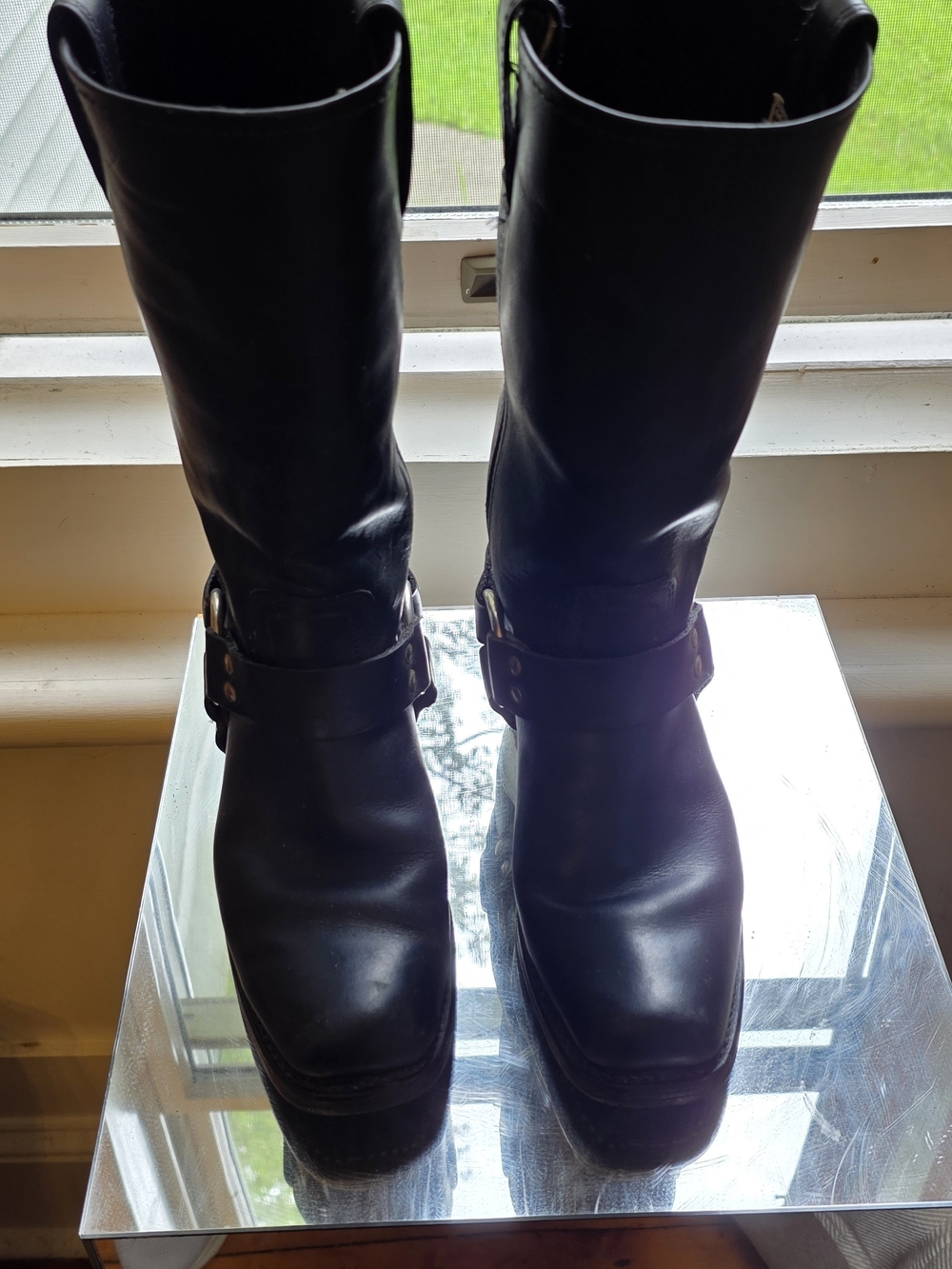 Frye Black Leather Harness Moto Boots Perfectly Broken In Sz 7.5 - Picture 3 of 14